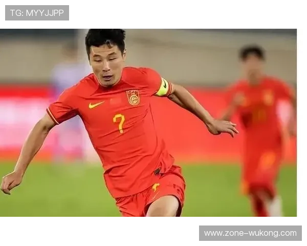 武磊这生活真有戏，球场上拼命人，下了场却秒变买买买狂魔！