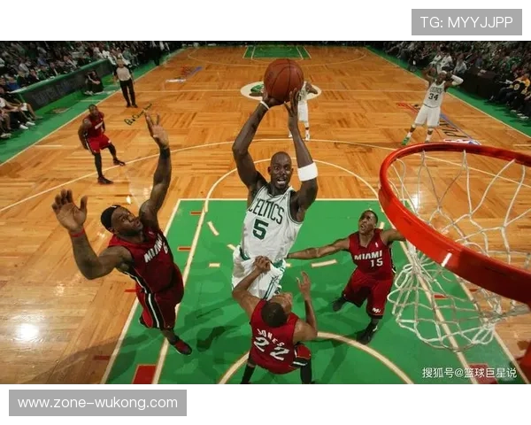 凯文·加内特防守篮板抢断推动球队防守强度明显提升