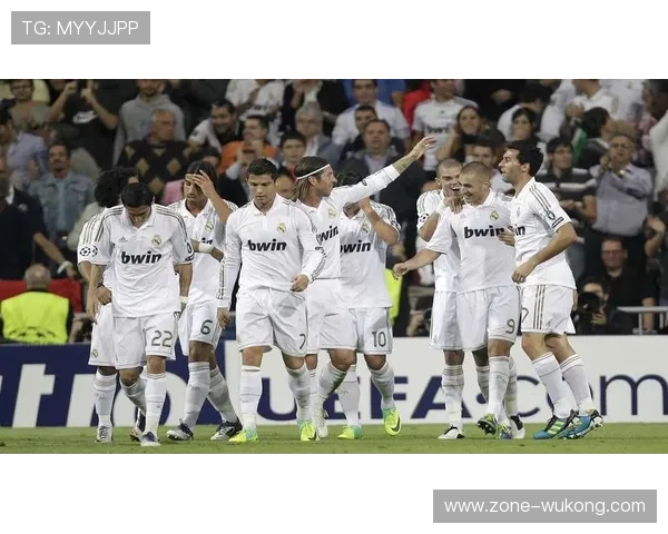 瓦伦西亚管理层决策争议逐步反映，球队赛季稳定性面临考验